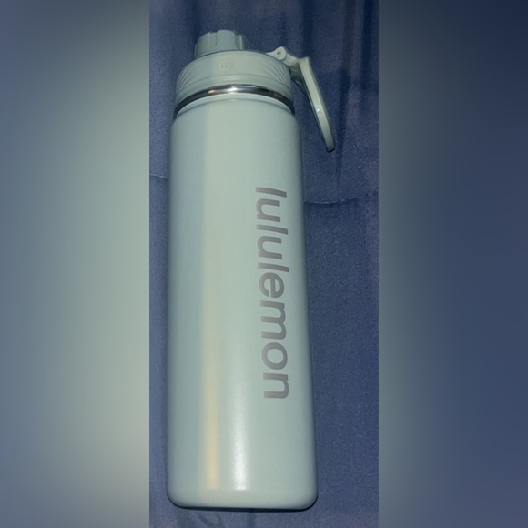 lululemon athletica Other - 🚫SOLD🚫 🍋Lululemon NWOT Back to Life 24 oz. Sport Bottle - Green